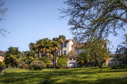 Gan Bed & Breakfast | Maison Tournesol Massages Pau Jurançon