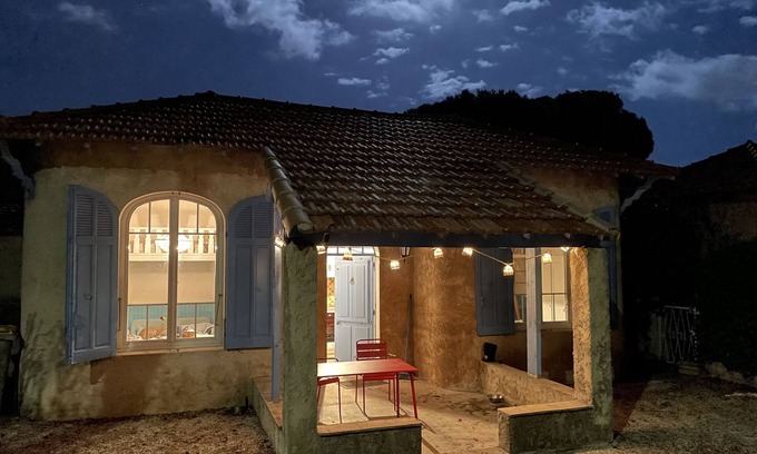 La Couronne Cabin | Maisonette Idyllique en bord de mer, La Couronne, Martigues Classement 3-étoiles