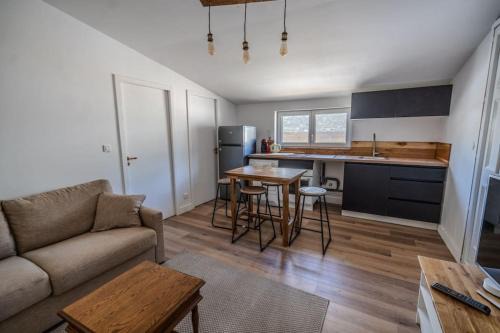 Villepinte Ski Chalet | maisonnette au calme, proche CDG, Parc Expo, Arena