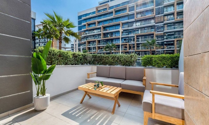 Nad Al Sheba Apartment | Majestic Studio in Dubai