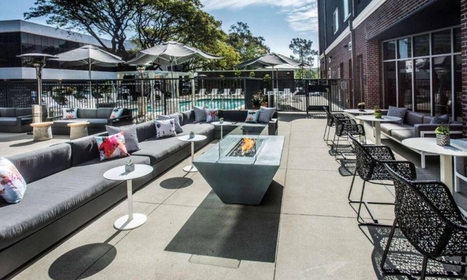 El Segundo House | Make our room the next stop on your Los Angeles trip!