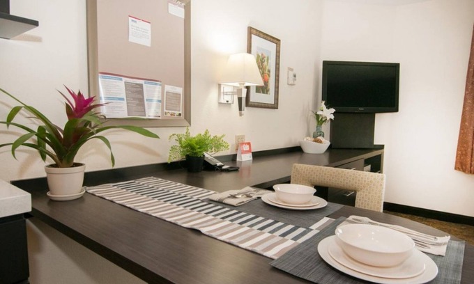 Anaheim Resort Resort | Making The Best Memories Along The Way! Kitchenette, Pets Allowed