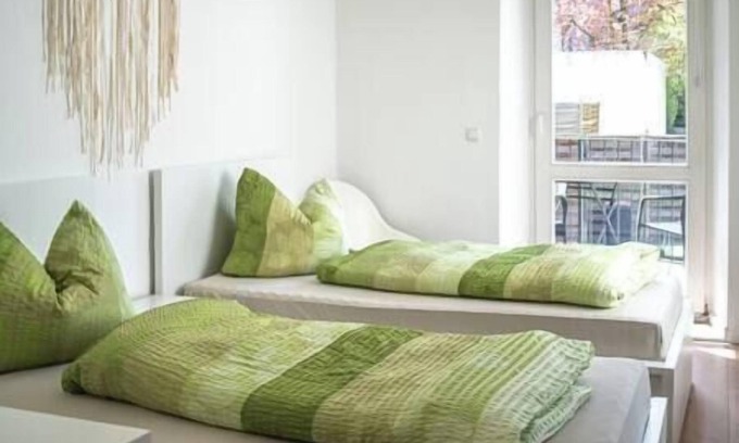 Plauen Apartment | Malerische Maisonettewohnung mit Zwei Balkonen