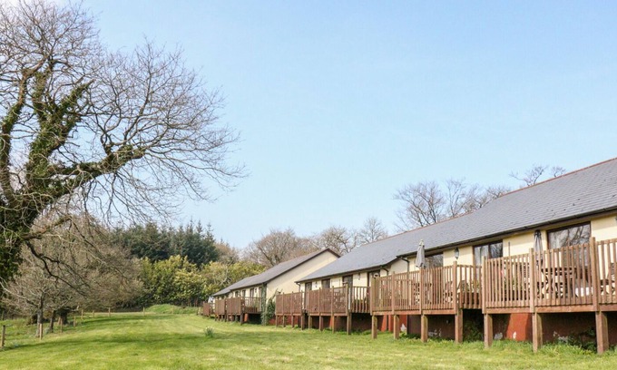 Holsworthy House | MALLARD, pet friendly, character holiday cottage in Holsworthy