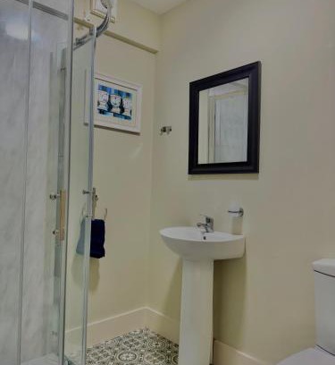 Armagh Apartment | Mallview Coach House