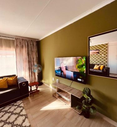 Newcastle Apartment | Mama R's 48