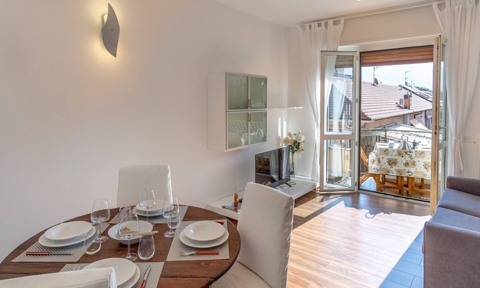 Intra Apartment | Mameli Palace