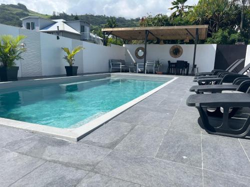 Manapany-les-Bains Ski Chalet | MANDEVILLA