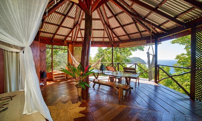 Tanetane Hotel | Manicou River Resort