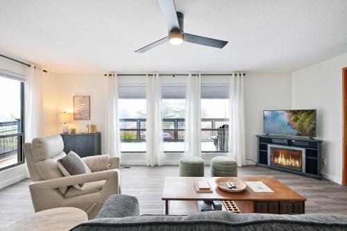 Medford House | Manor Hill Haven Hot Tub & Accessible Features