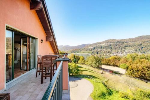 Collina d'Oro Apartment | Mansarda Gentilino by Quokka 360 - Charming attic retreat in nature