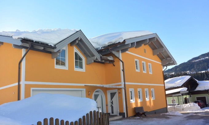 Goldegg Villa | Mansion in Goldegg near Ski Lift