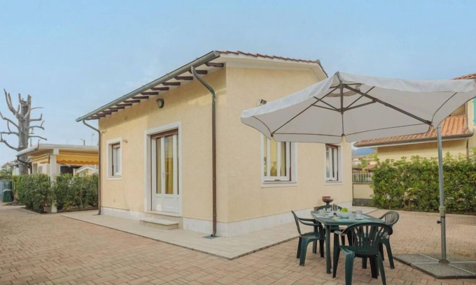 Marina di Pietrasanta House | Manuela by Interhome