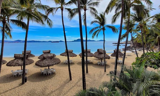Manzanillo Villa | Manzanillo Private Community with staff 4 bedrooms ocean view