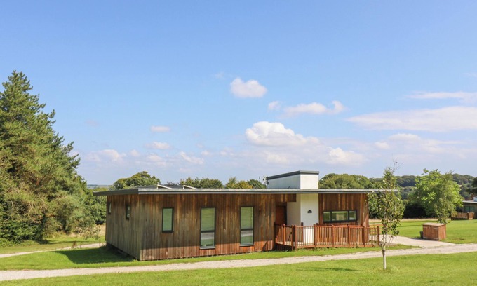 Carnon Downs Cottage | MAPLE, pet friendly, with open fire in Truro