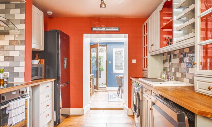 Minchinhampton House | Maple Rose - 2 Bed with Garden in Minchinhampton!