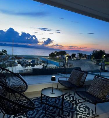 Nea Makri Apartment | Marathon Coast-Seafront Luxury Apartments