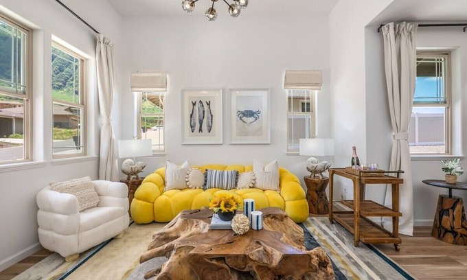 Makaha Valley House | @Marbella Lane - 7BR home w/Mountain+Ocean Views