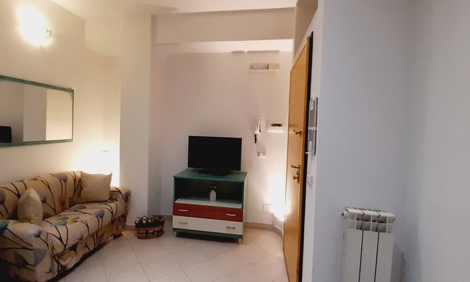 Grottammare Apartment | Marcozzi House Grottammare (south area, fourth row sea)