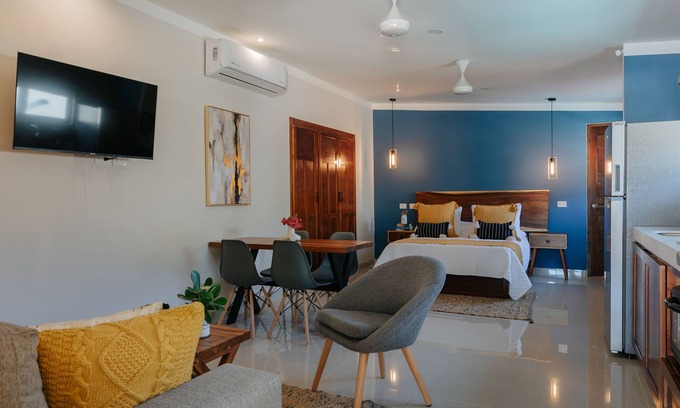 Progreso Municipality Apartment | Mare Lindo open studio near Malecon Progreso