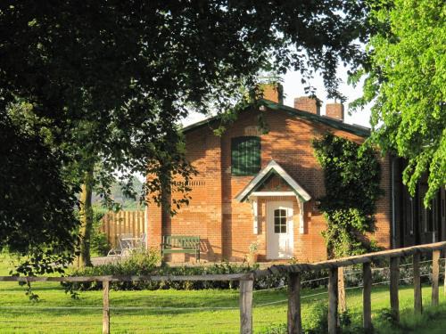 Gremersdorf House | Margerite