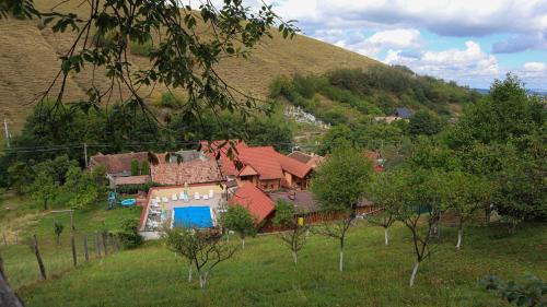 Orlat House | Marginimea Sibiului - Pensiunea Darian & David