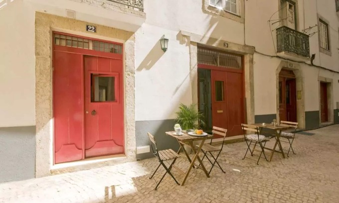 Santos Apartment | Maria Home @ Bica & Bairro Alto