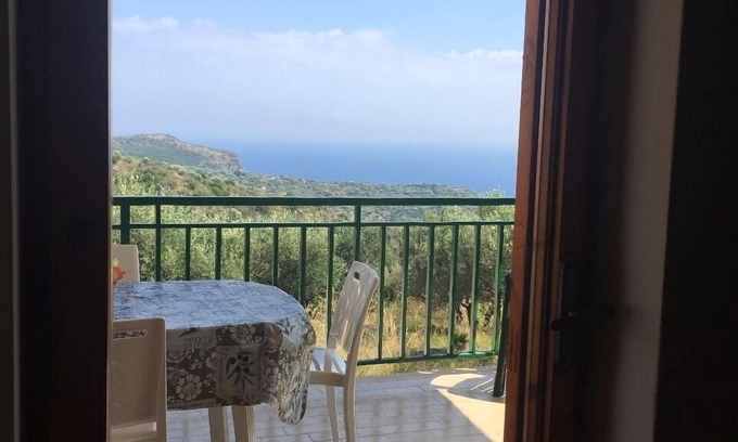 Camerota Bed & Breakfast | MARINA DI CAMEROTA B&B BORGO SAN ANTONIO VILLINI SEA VIEW 5MIN FROM THE SEA BY CAR