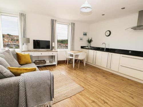 Whitby Apartment | Marina View