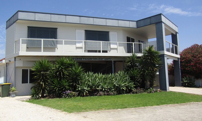 Port Vincent Apartment | Marine Parade Holiday Unit 2- 3 bedroom downstairs unit- Off Peak Special!