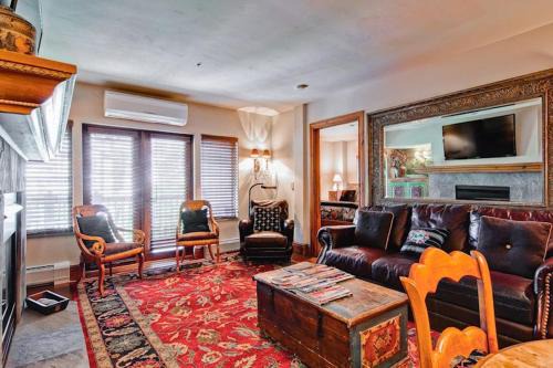 Beaver Creek Apartment | Market Square 201 by East West Hospitality