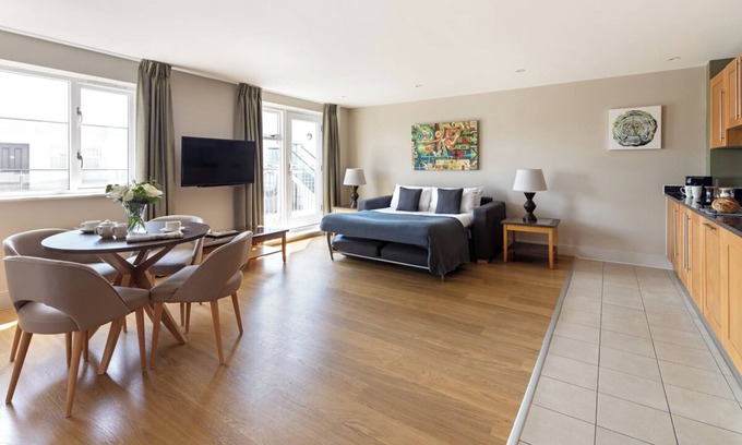 Stepney Green Apartment | Marlin Apartments Commercial Road - Limehouse