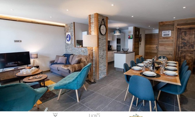 Bonneval-sur-Arc Apartment | Marmotte 3 - South facing apartment up to 12 guests at the foot of the slopes