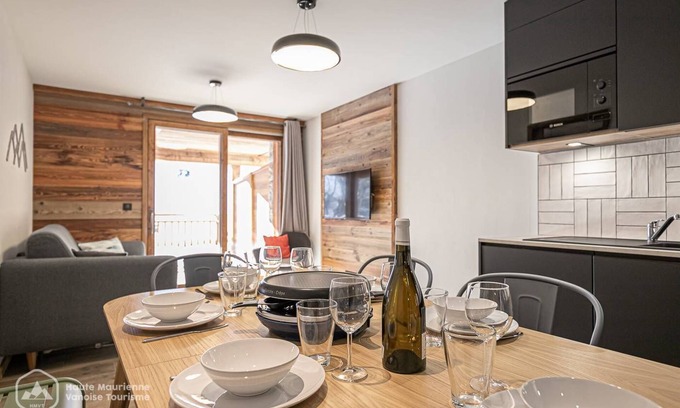 Bonneval-sur-Arc Apartment | Marmotte RDJ02 - New apartment in front of the chairlift