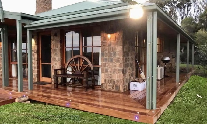 Marengo House | Marriners Apollo Bay Cottages