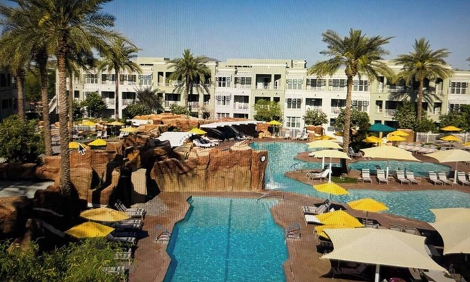 Desert Ridge Hotel | Marriott's Canyon Villas - Guest Room - Sleeps 4