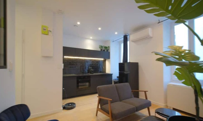 Notre-Dame du Mont Apartment | Marseille - city center - The precious