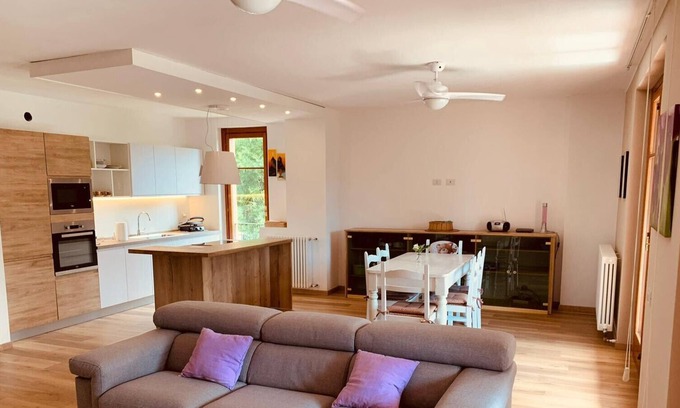 Gonte Apartment | Martin apartment with pool in Oggebbio