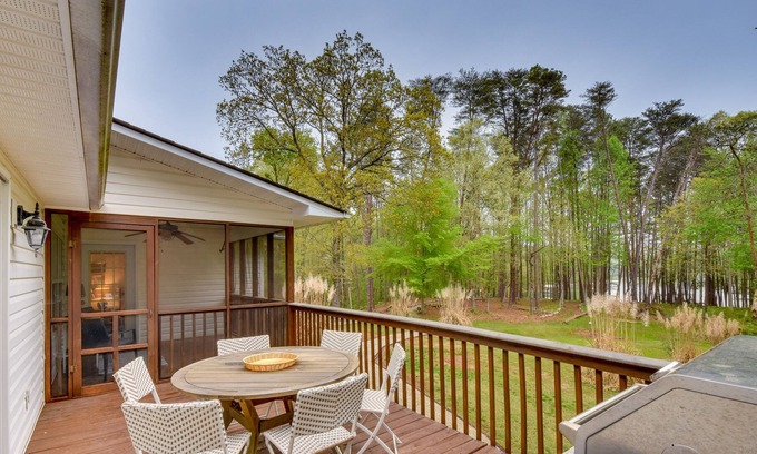 Martin House | Martin Vacation Home w/ Lake Hartwell Access!