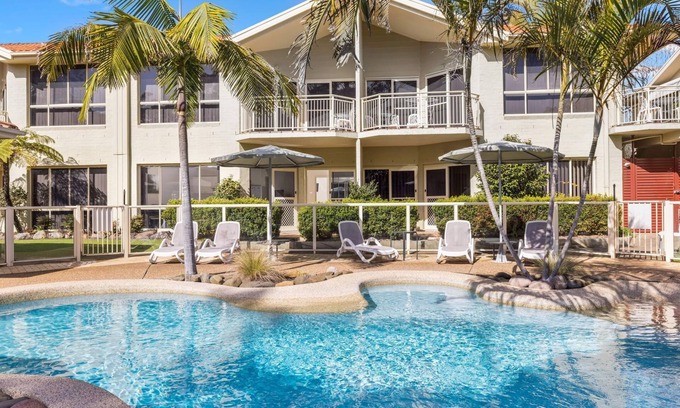 Nelson Bay Apartment | Marty's Little Beach No 5