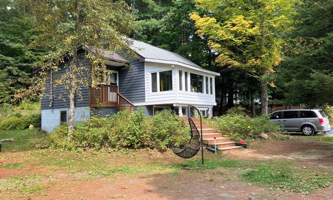 Minden House | Marvellous Horseshoe Lake