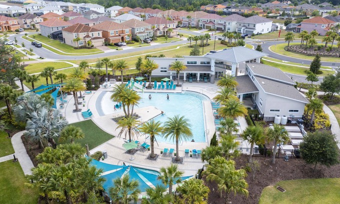Veranda Palms House | Marvelous 5 Bed 4.5Bath Pool Home by Disney - at Luxury Veranda Palms
