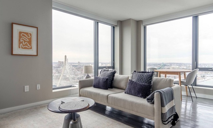 West End Apartment | Marvelous North Station 2BR w/Gym, close Shops & Dining, by Blueground