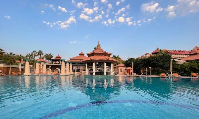 Palm Jumeirah Apartment | Marvelous private beach apartment in Palm Dubai within Anantara 5 star resort