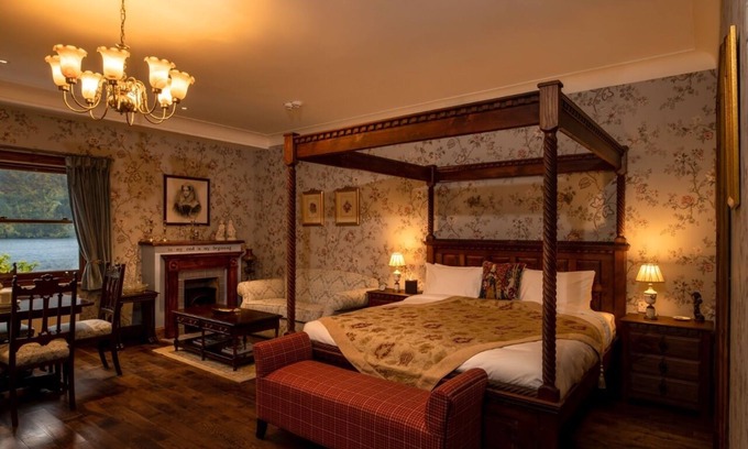 Letterfinlay Bed & Breakfast | Mary Queen Of Scots Suite