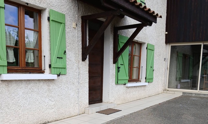 Saint-Julien-de-l'Herms House | "mas du mayoussier" with private garden