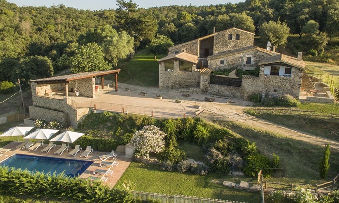 Bescano House | Mas Grau charming house in Girona