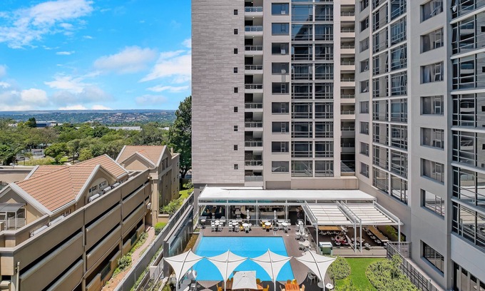 Greater Johannesburg Metropolitan Area Apartment | Masingita Towers