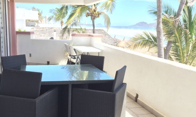 Cerritos Resort | Master Villa Beach Front