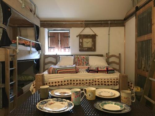 Matlock Apartment | Matlock Glamping Rooms